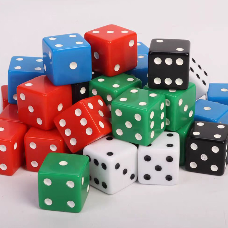 Kostki D6 Kwadratowe 25MM z Cy – Party Games Animals recenzja i cena